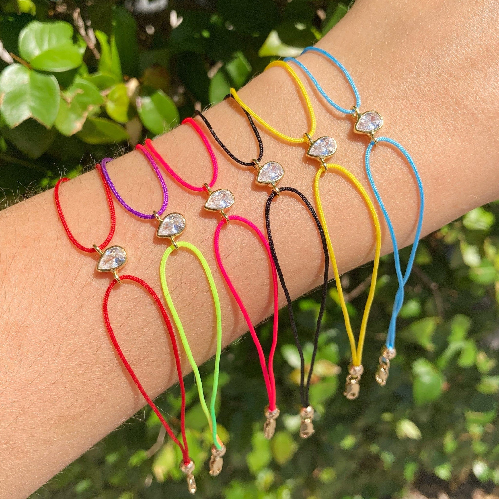 No Strings Attached Teardrop Charm Bracelet – Jaimie Nicole