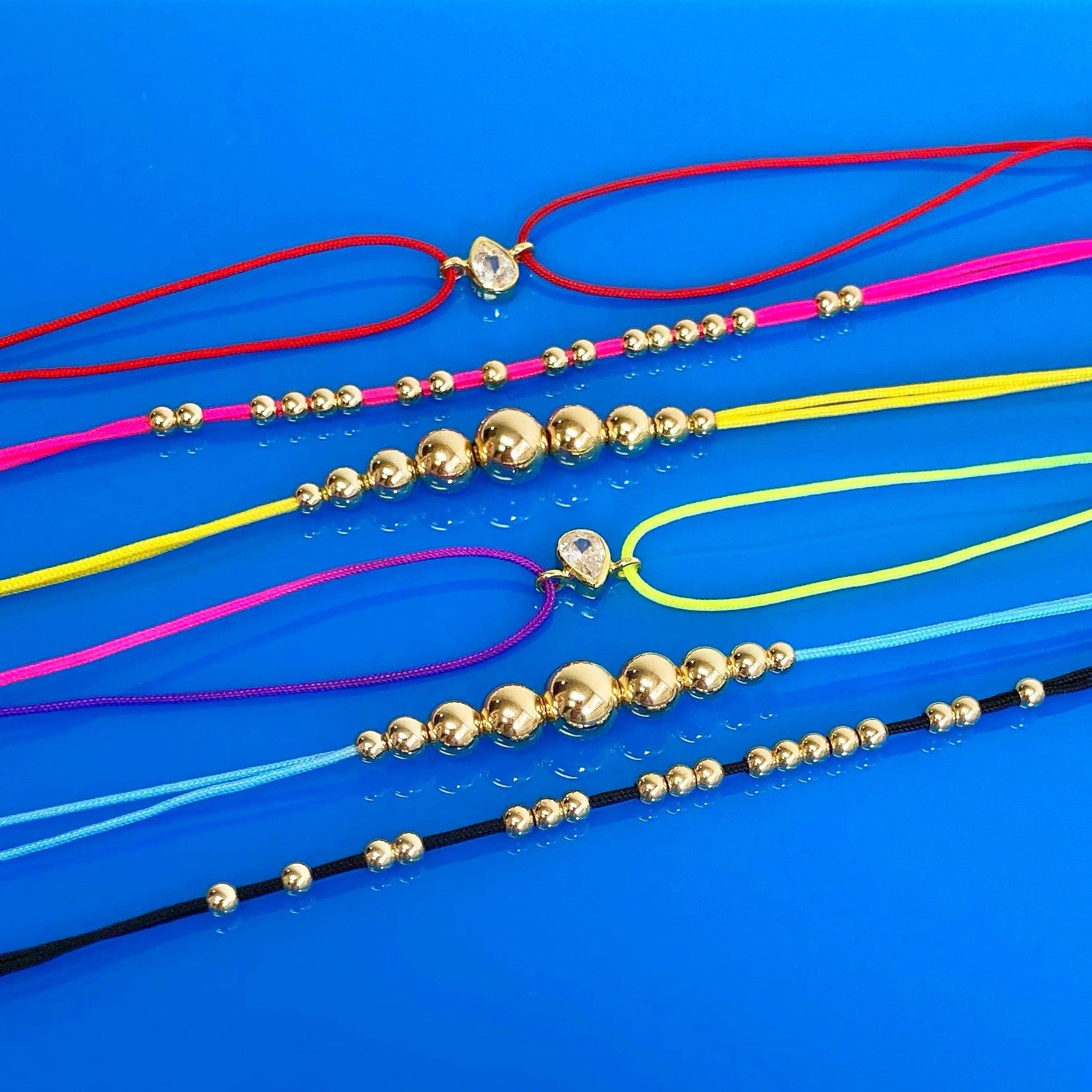 No Strings Attached | Teardrop Charm Bracelet